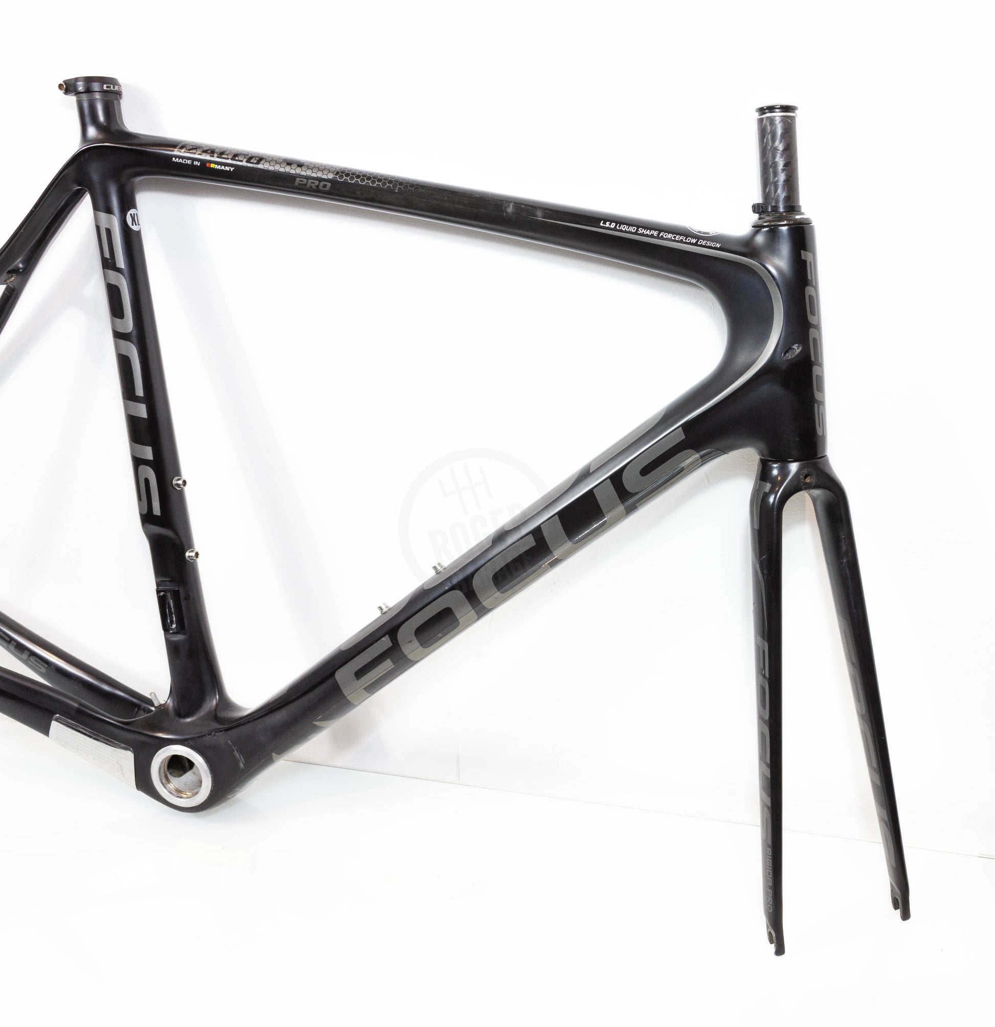 Focus Izalco Pro 2012 Road Carbon Frame set UCI Approved