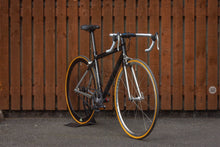 Cargar imagen en el visor de la galería, Giant Bowery &quot;09 single speed road bike 8kg